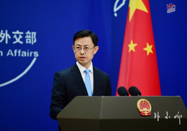 众合网 美联储理事沃勒：或许最早在七月会议上就可能降息